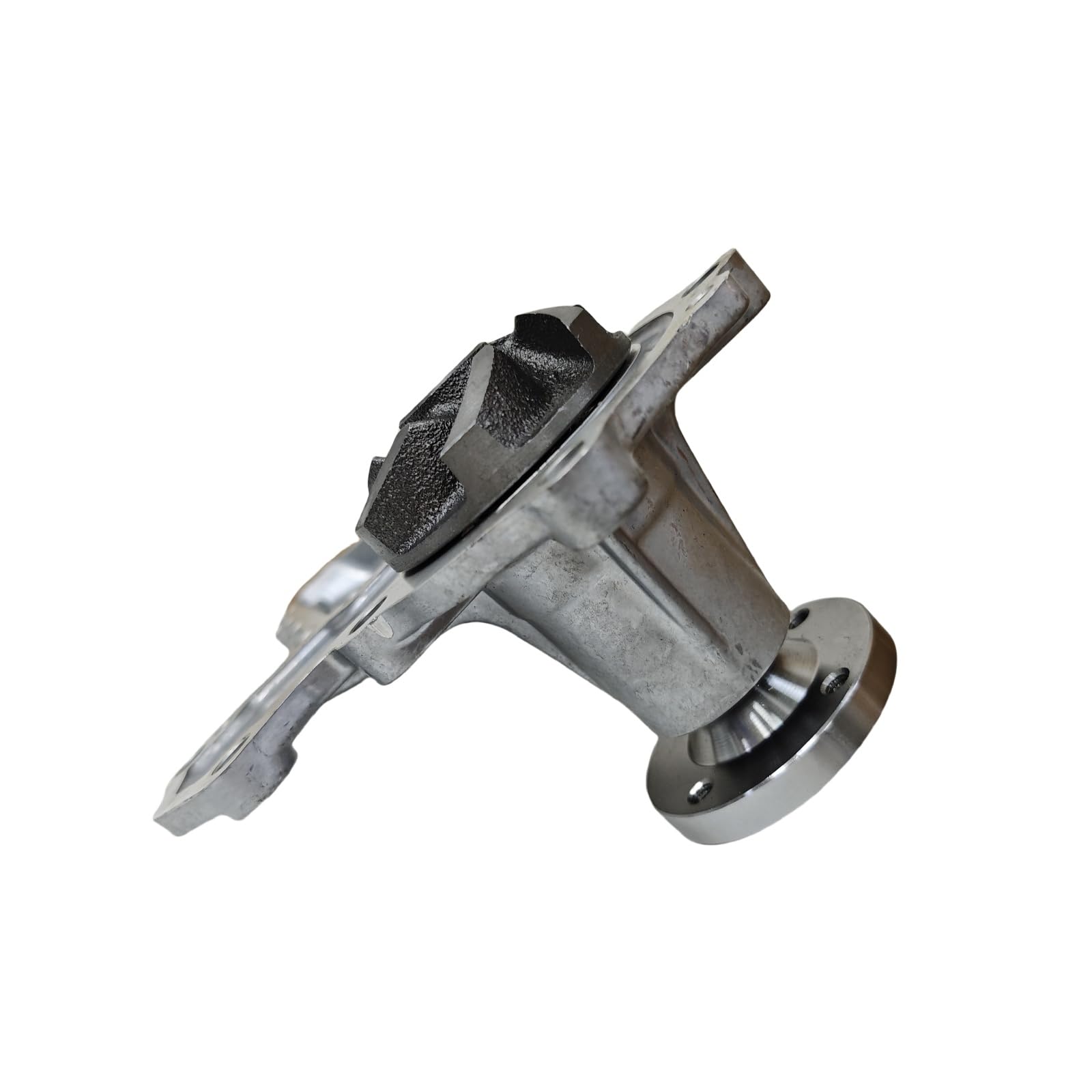 6684225 6653941 Water Pump Fits for Bobcat Skidsteer Loader S175 S185 643 645 743 751 753 763 773 7753 Replace parts