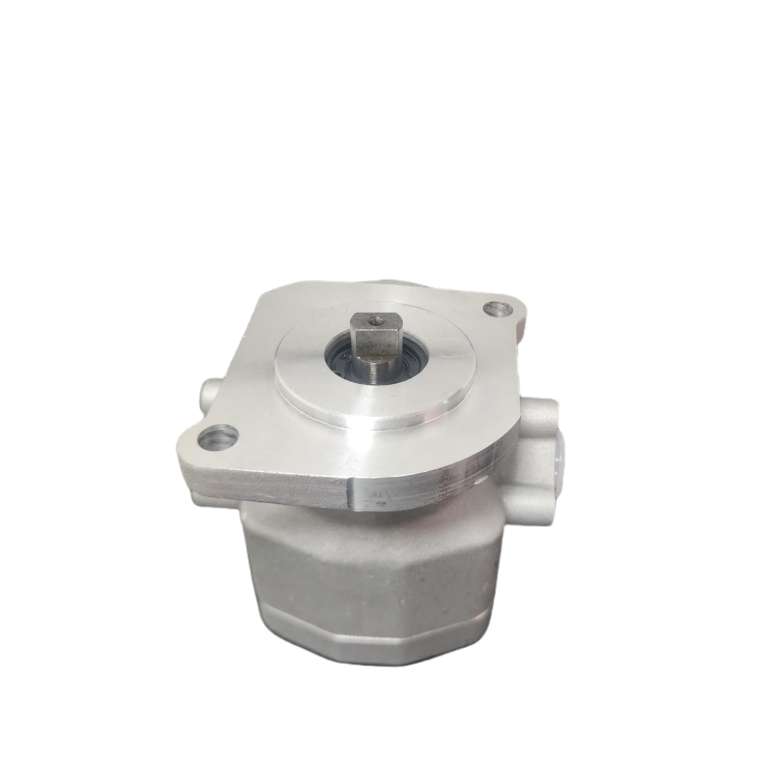 Hydraulic Pump 67211-7610-0 67211-7610-2 for Kubota B4200 B5100 B6000 B6100 B7100 F2000 F2100