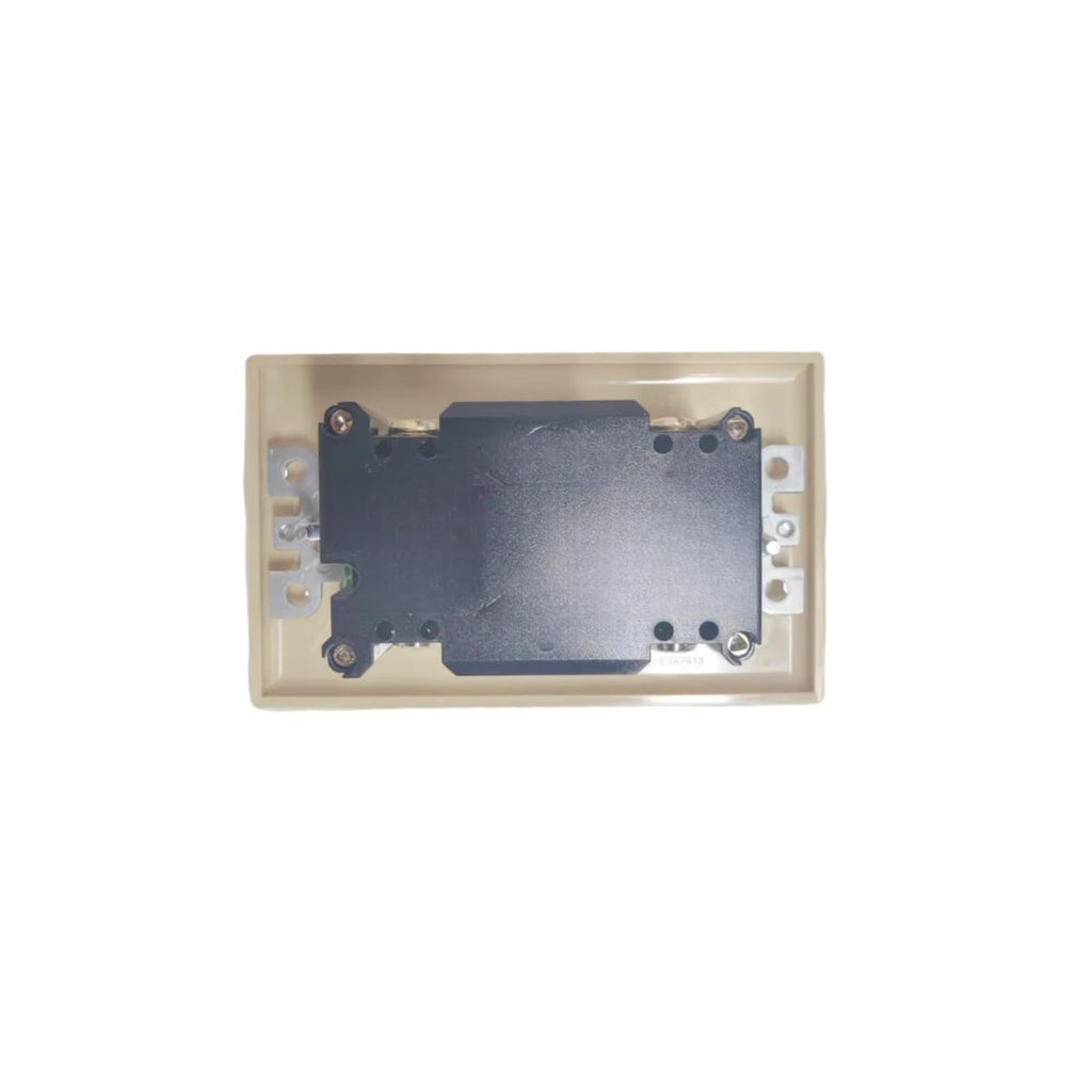 5pcs 110V Receptical Plug with Cover To 109698 SJ109698 Fits for Skyjack Machines Replace parts