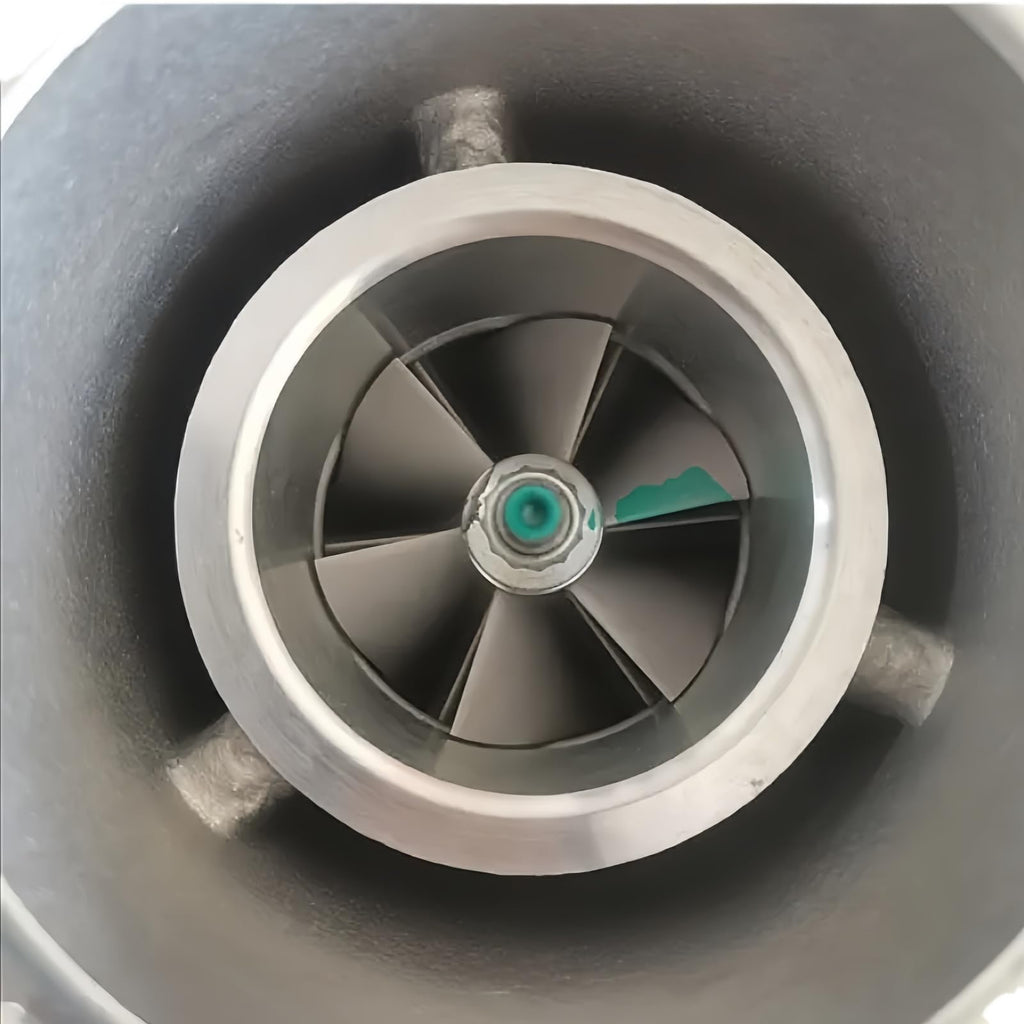 VOE20460945 20460945 318281R Turbocharger Fits for Excavator EC135B EC140B L50E BL71 BL70 BL60 BL61