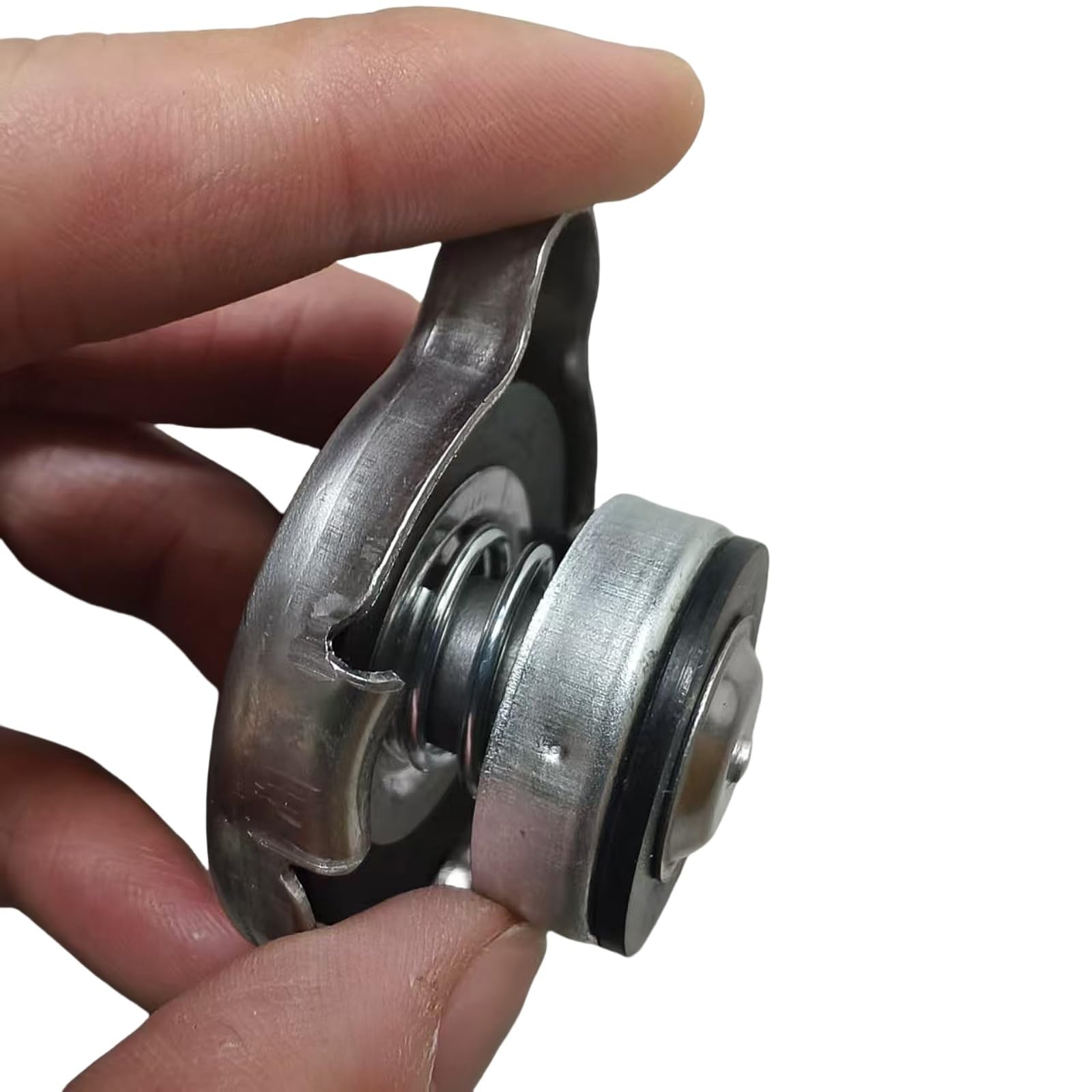 17580-16060 TA140-16160 Cap Radiator Fits for Kubota RTV900 SQ-1140 SQ-1200 SQ-3170 SQ-3250 M5L-111 M5N-091 M5N-111 M95 MX4700 M59 MX5000 MX5100 M5700